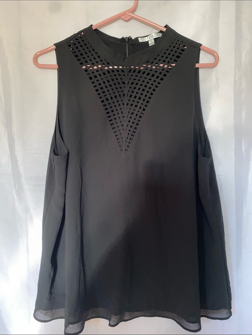 Sleeveless Black Cutout Yoke Tank Top